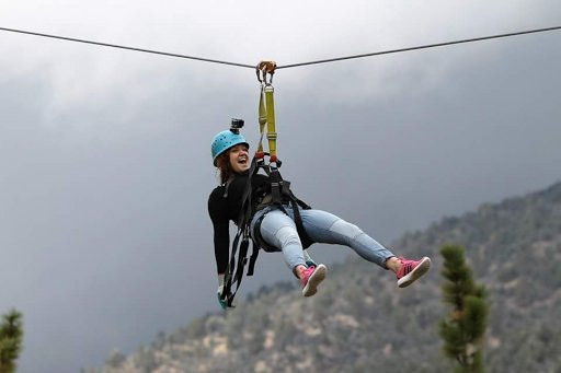 Action Zipline Tours-大熊湖必去景点