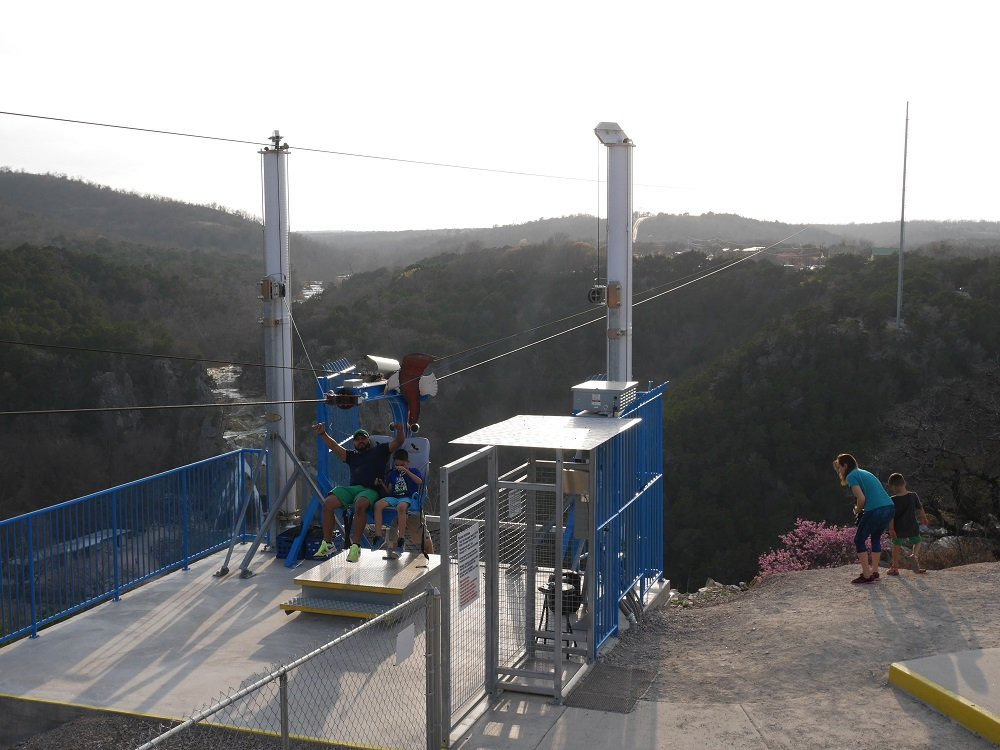 Turner Falls Zipline景点图片