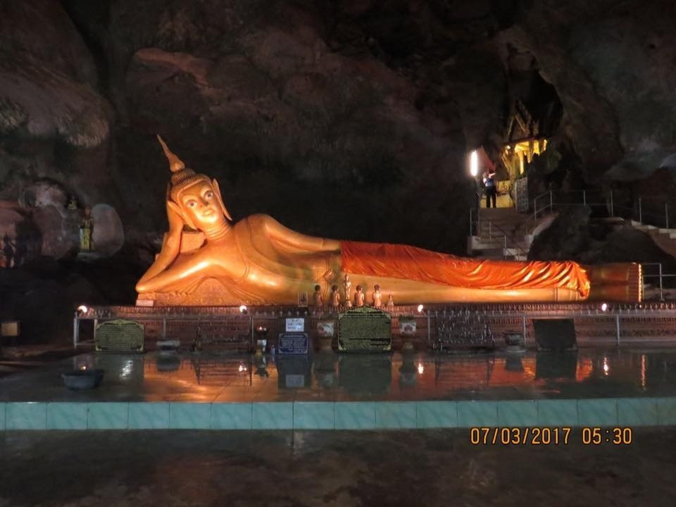 Wat Tham Suwannakhuha景点图片