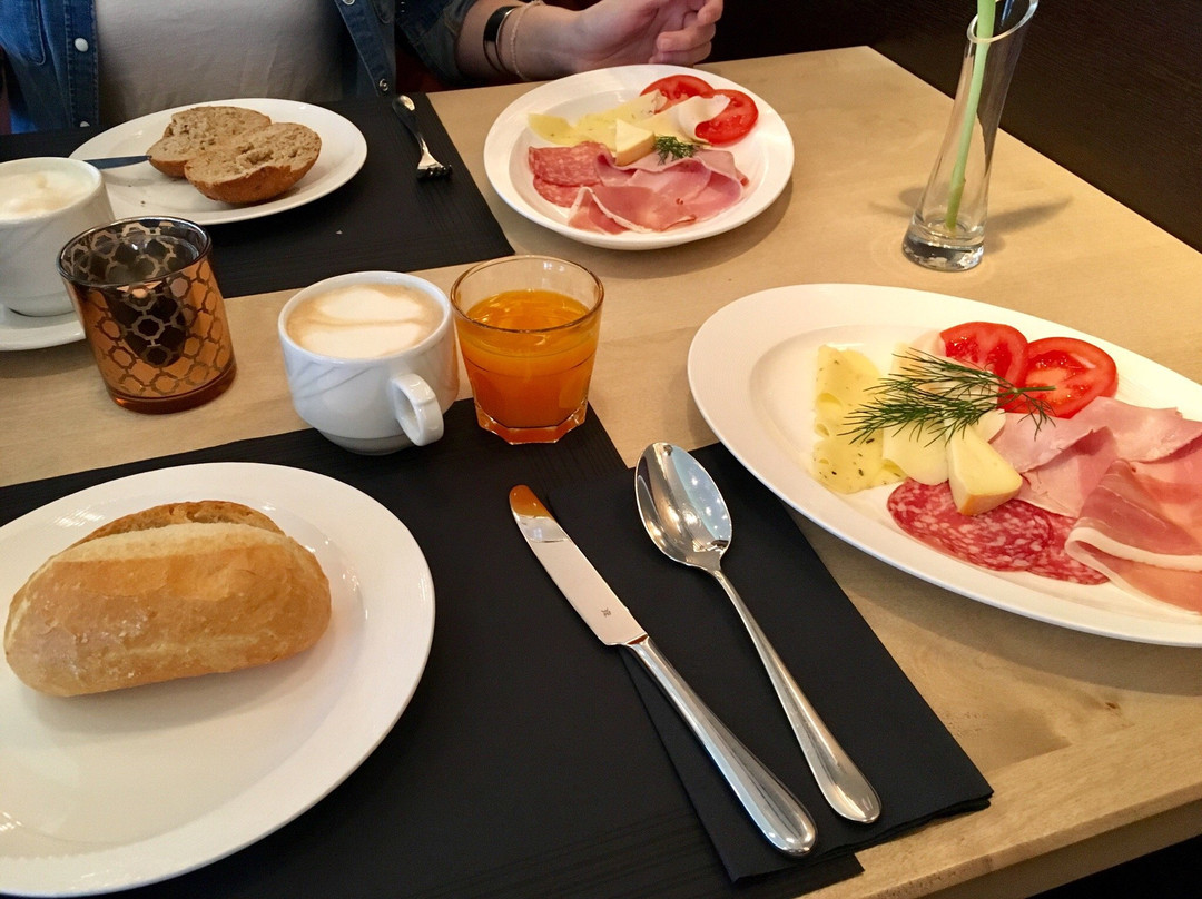 Waldkirch酒店住宿-Designhotel Kronjuwel