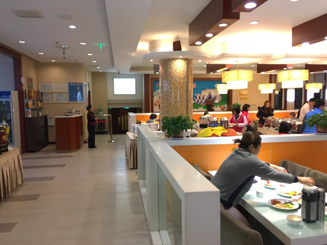 福满家大酒店主图