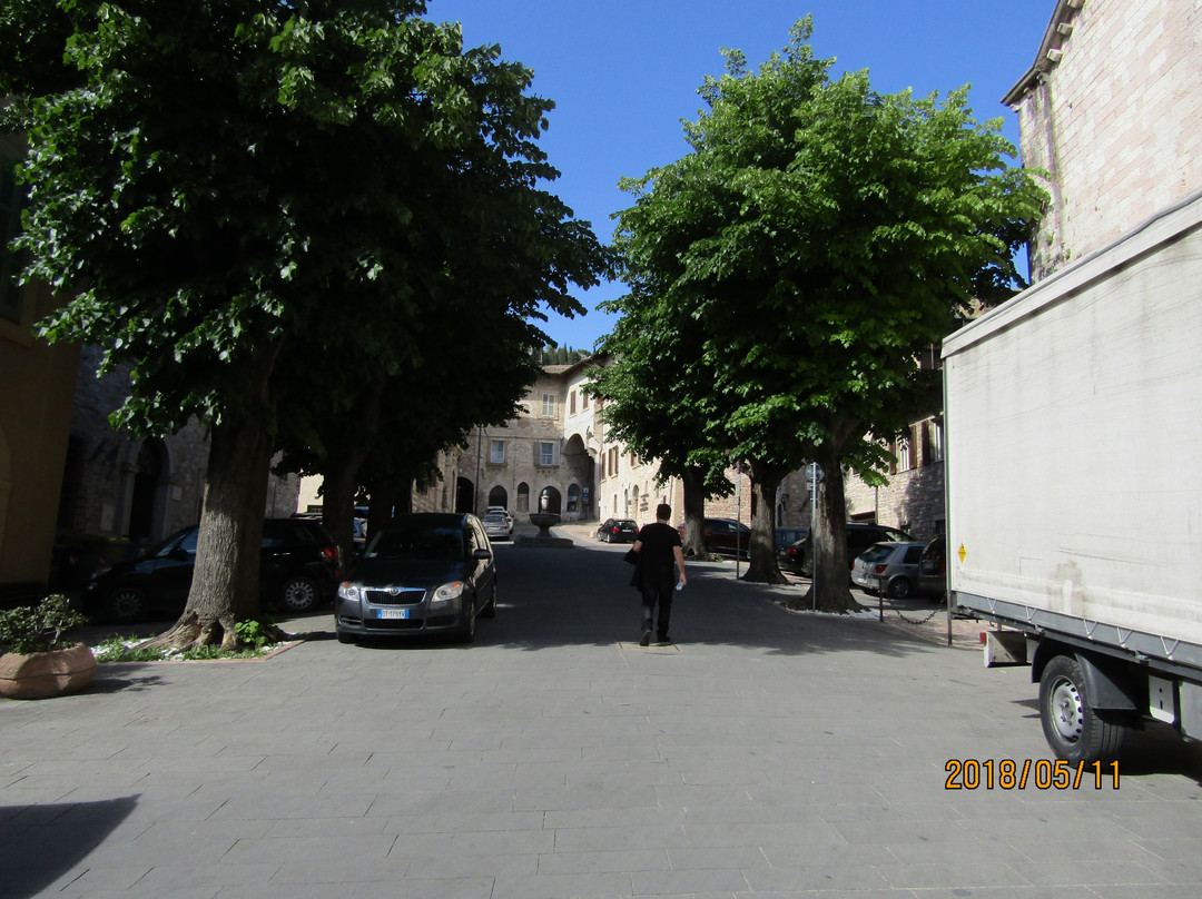 Piazza del Vescovado景点图片
