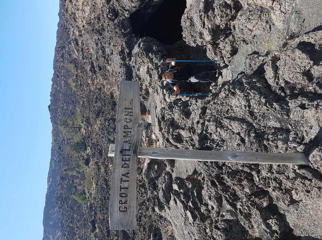 Grotta dei Lamponi景点图片
