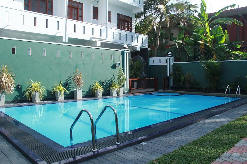 Madampagama酒店住宿-Ravindra Hotel