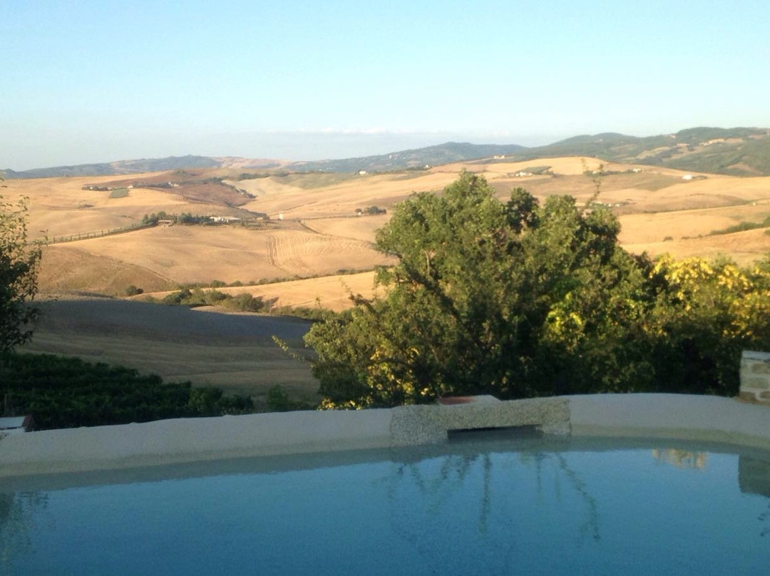 Castel Del Piano酒店住宿-Agriturismo La Fata del Silenzio
