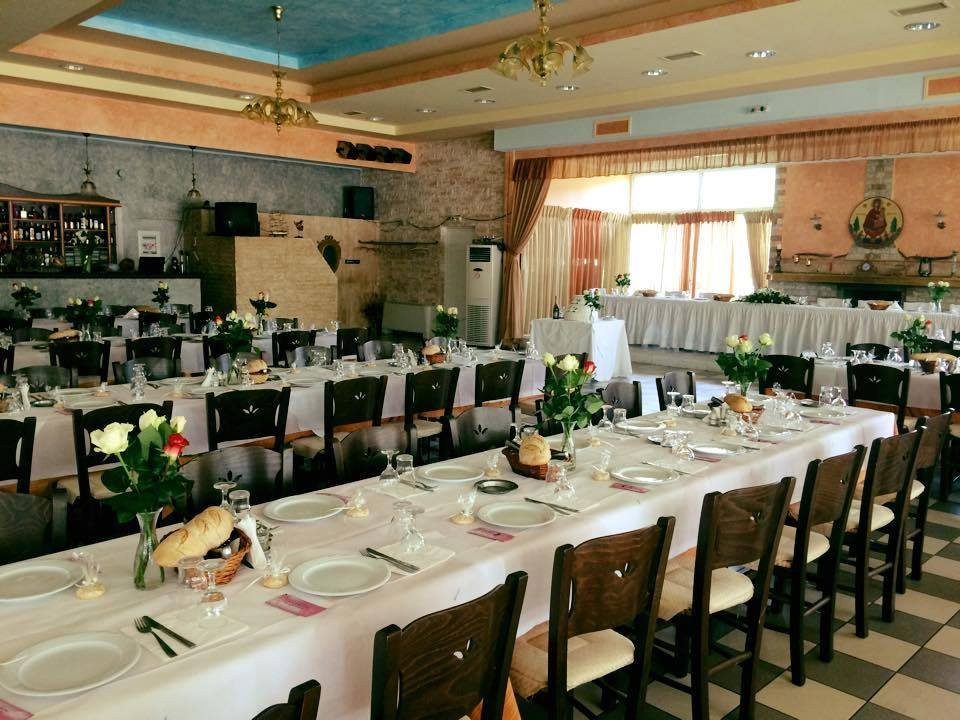 Chora餐馆和美食-Psarakia