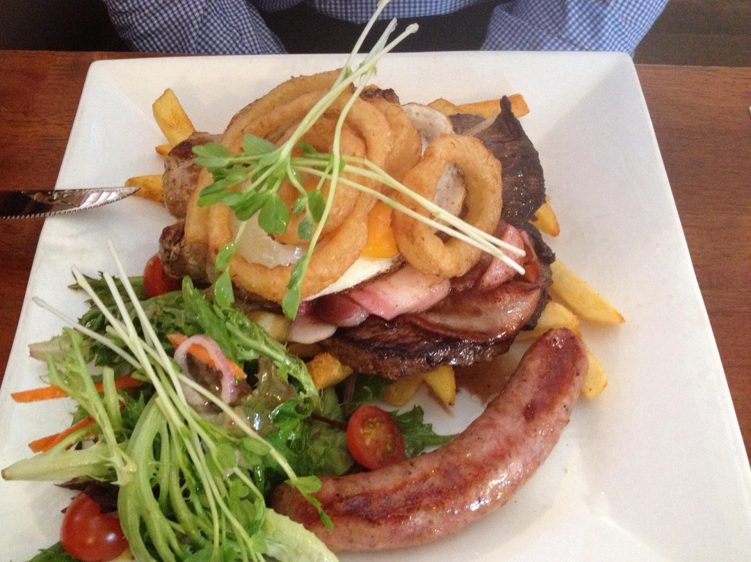 Lal Lal餐馆和美食-The Crown Hotel