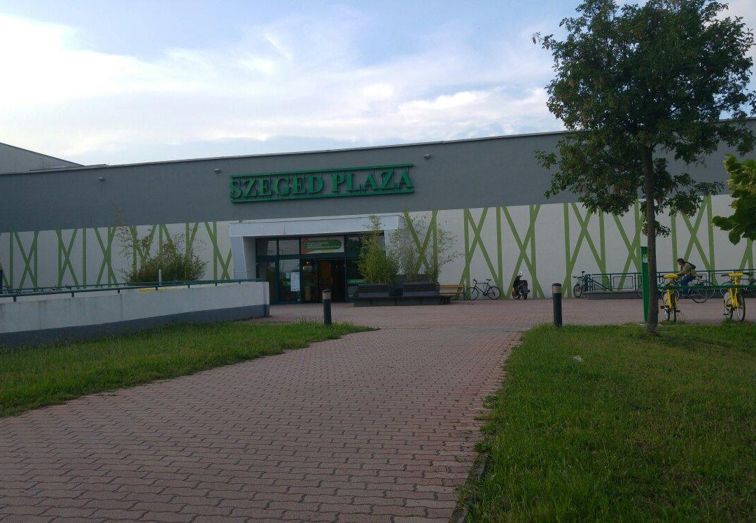 Szeged Plaza景点图片