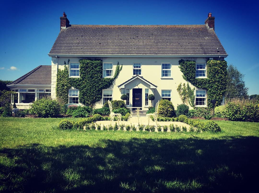 Clonegal酒店住宿-Laburnum Lodge B&B