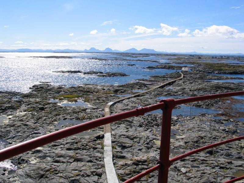 Hauggjegla Lighthouse景点图片
