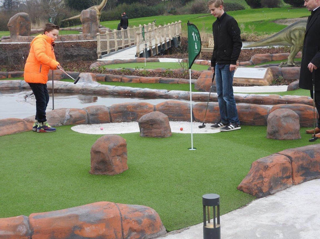Jurassic Golf景点图片