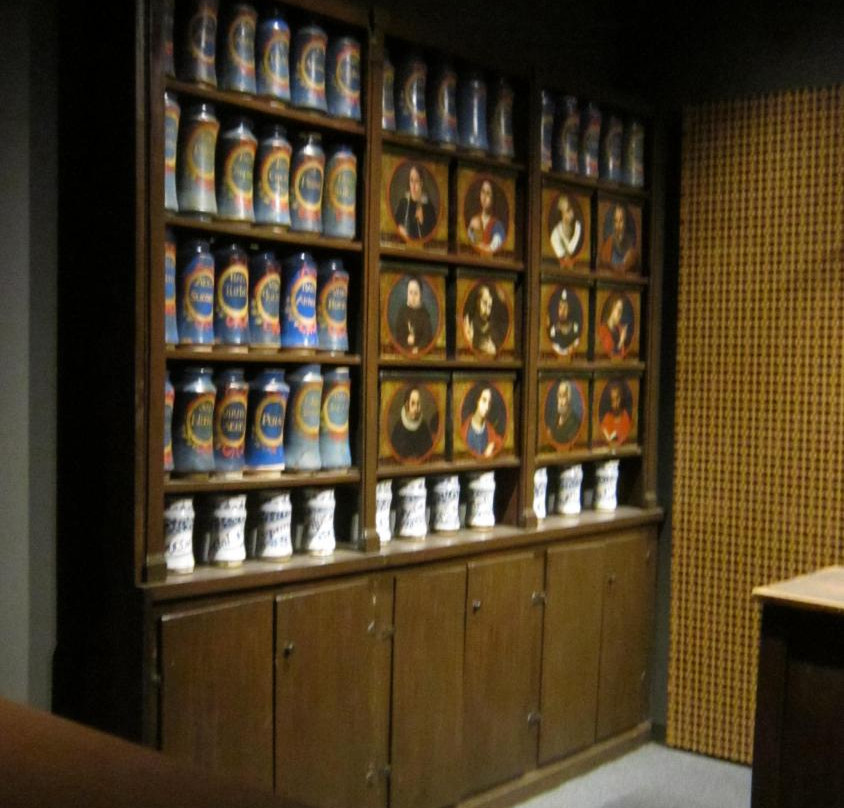 Museo-Vieja Farmacia-Llivia必去景点