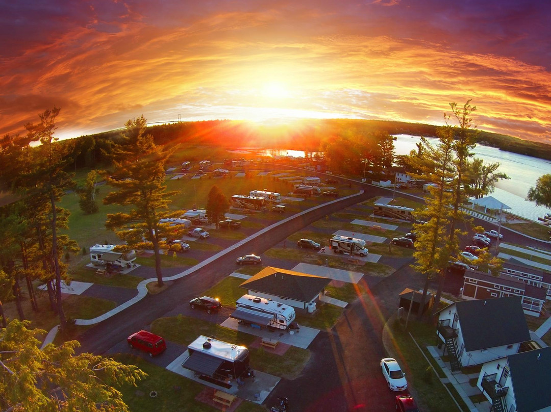 Swan Bay Resort & Marina