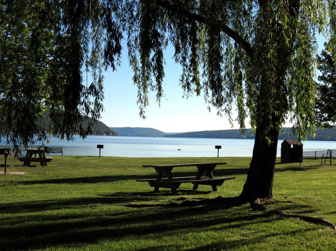 Champlin Beach Park景点图片