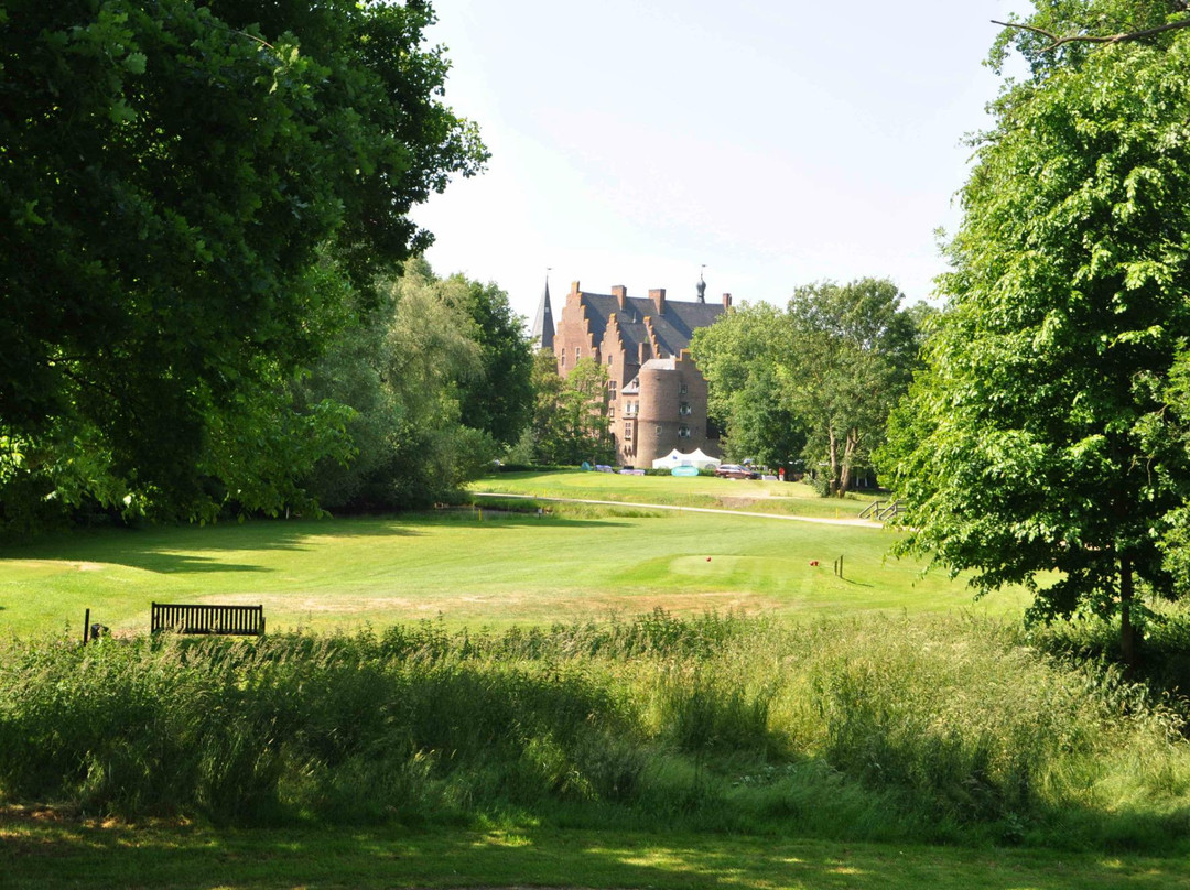 Golf Burg Konradsheim-Erftstadt必去景点