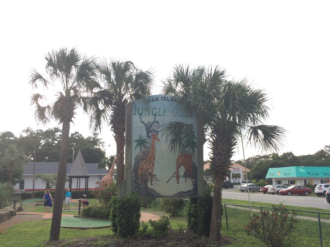 Oak Island Jungle Golf景点图片