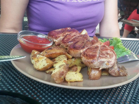 Petrovics Apartmanház 1主图