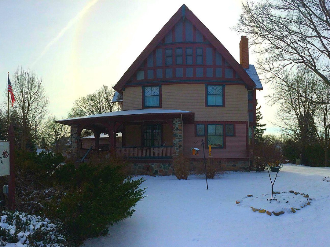 Cedar Rose Inn Bed and Breakfast主图