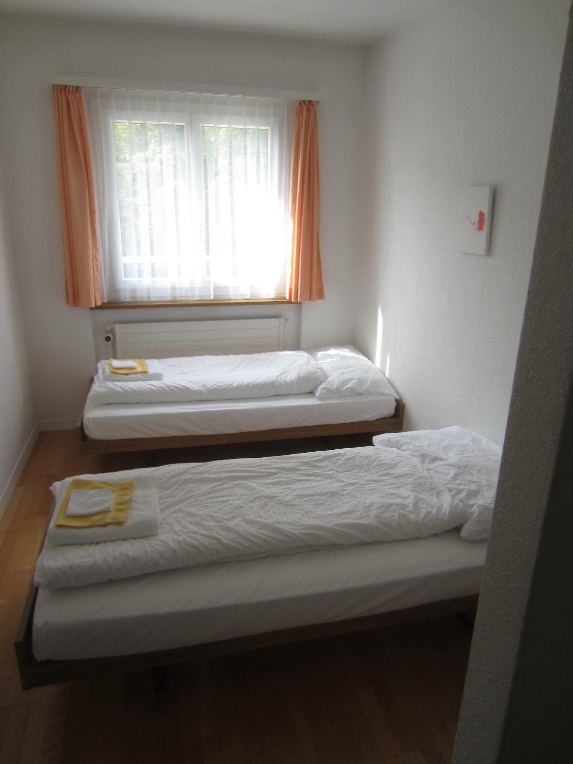 瑟米纳豪斯布鲁切马特酒店-客卧