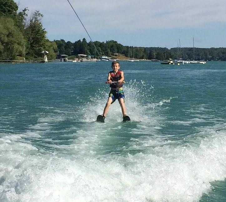 Tommy's Ski and Wake School景点图片