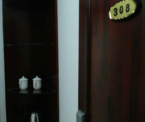 一家亲宾馆主图