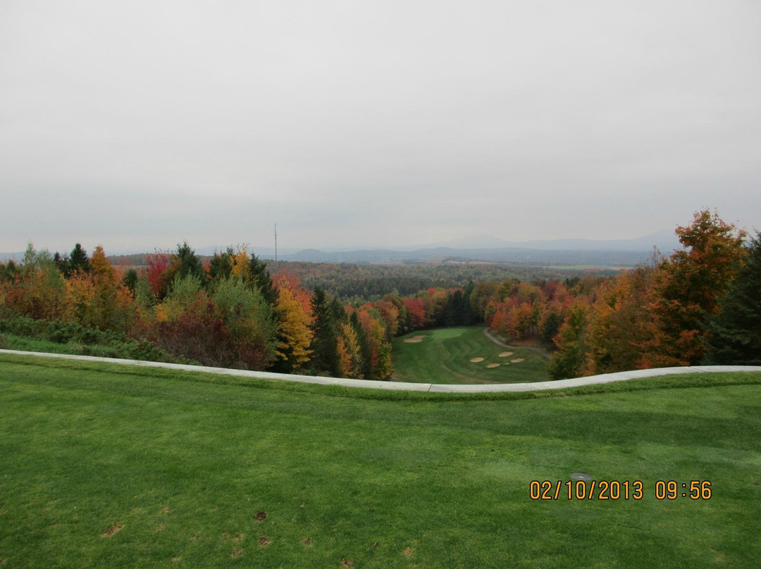 Dufferin Heights Country Club-Stanstead必去景点