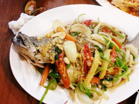 班赞生鲜市场-芭东海滩必去景点