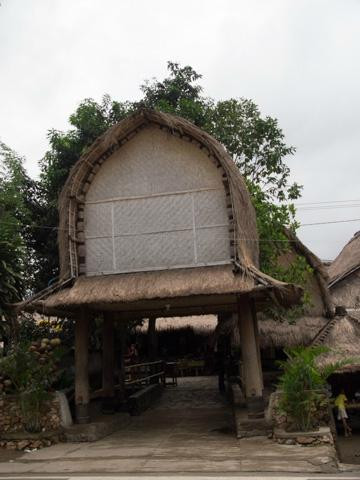 Sade Traditional Weaving Village-Sade必去景点