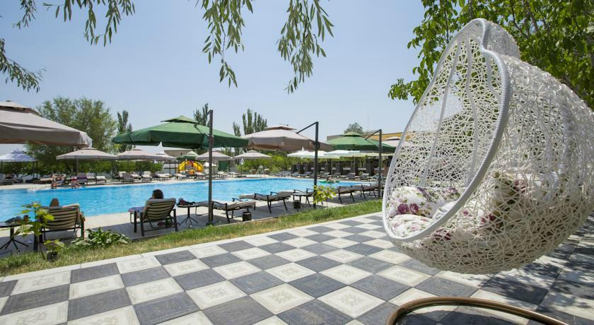 Ashtarak酒店住宿-Cross Resort Hotel