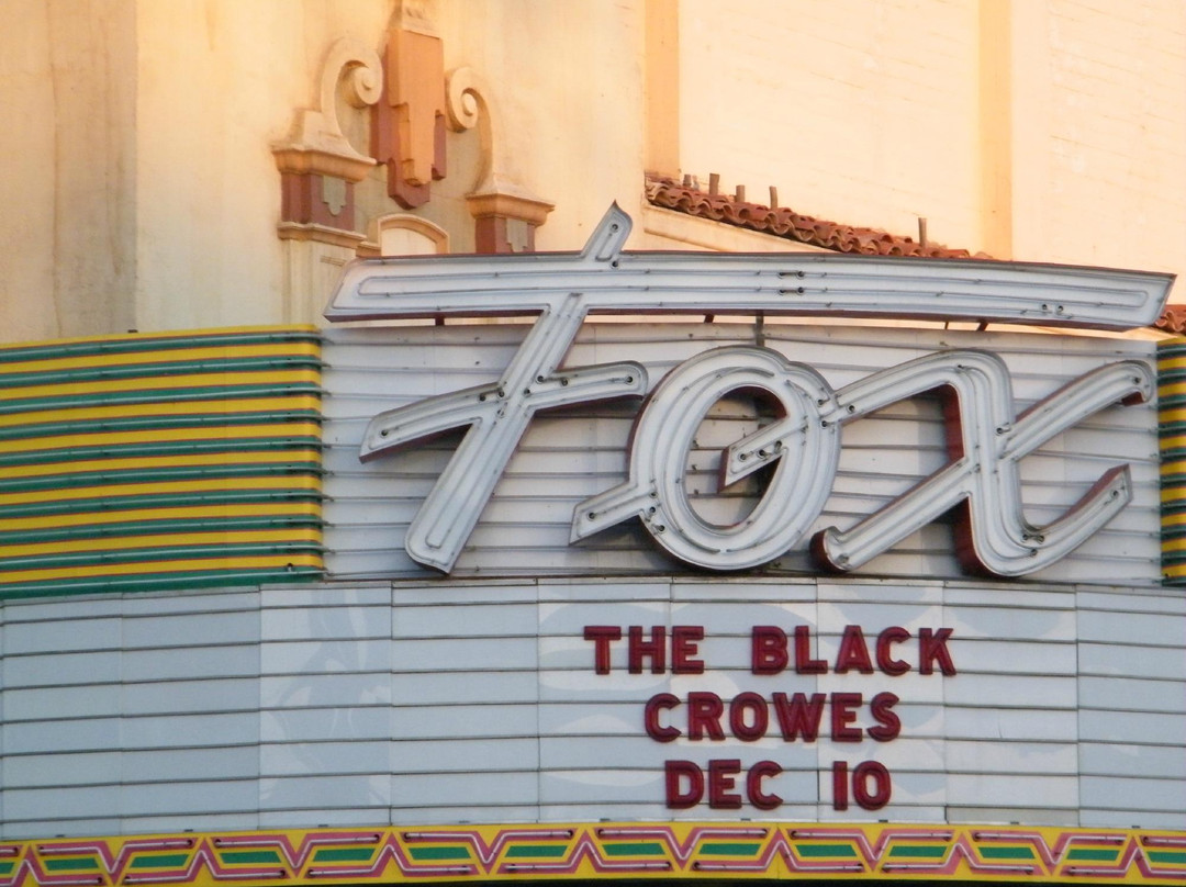 Fox Theater-贝克斯菲尔德必去景点