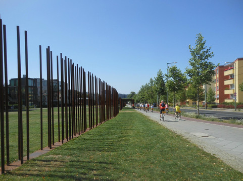 Berlin on Bike - Tours & Rental-柏林必去景点