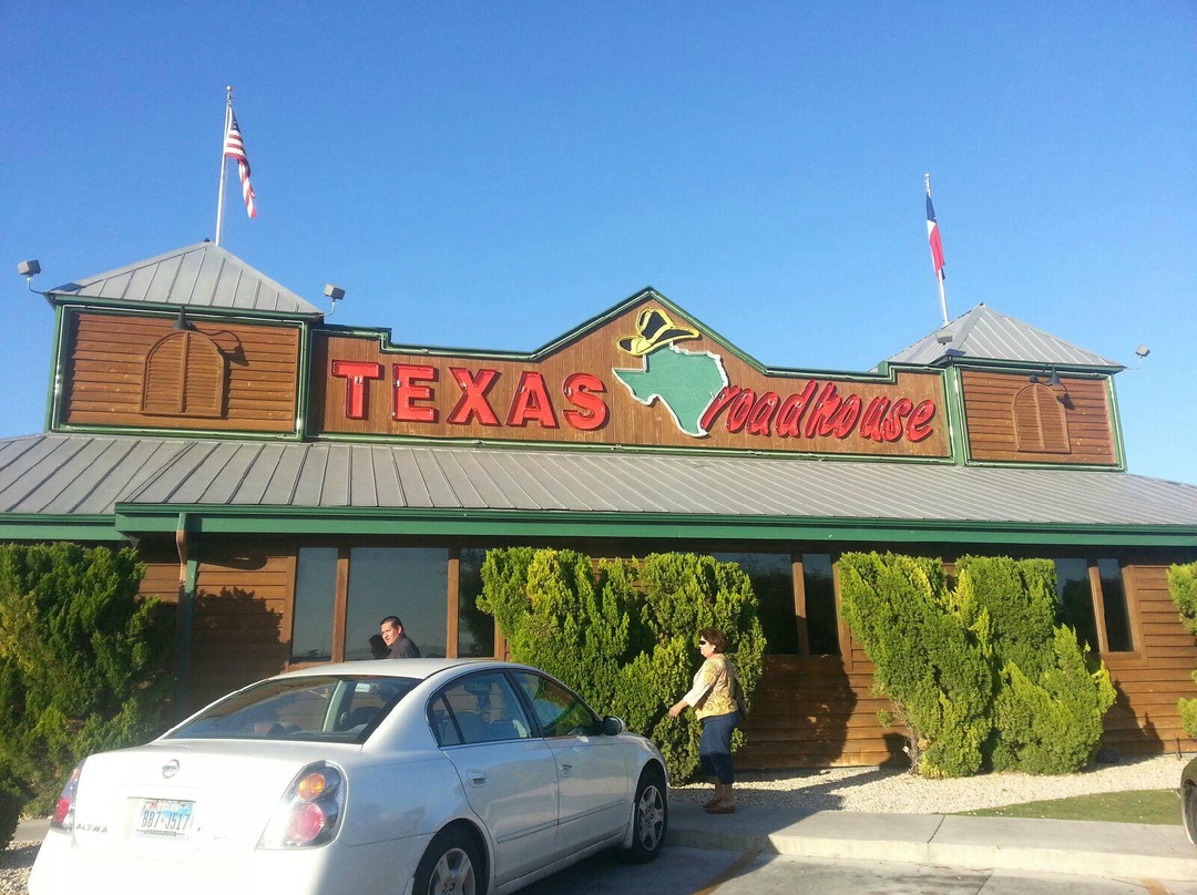 Live Oak餐馆和美食-Texas Roadhouse