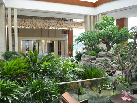 上海嘉定颖奕皇冠假日酒店主图