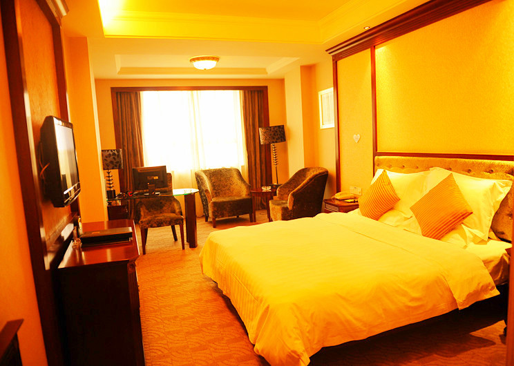 枫丹白露大酒店主图