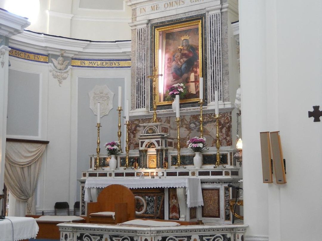 Abbazia San Michele Arcangelo-普罗奇达必去景点