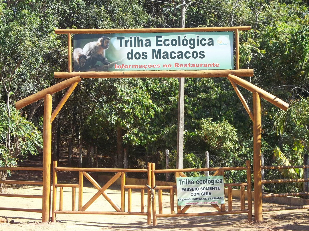 Saia Velha waterfall-巴西利亚必去景点