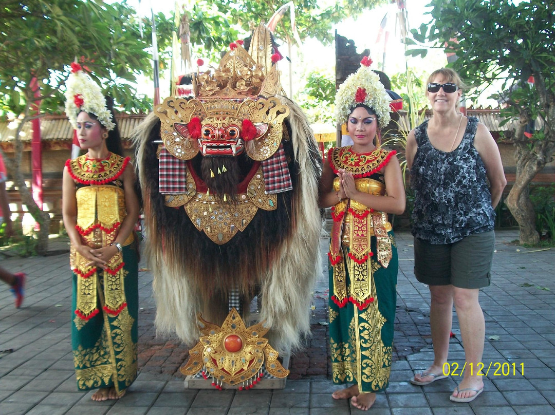 Saha Dewa Stage-苏卡瓦堤必去景点