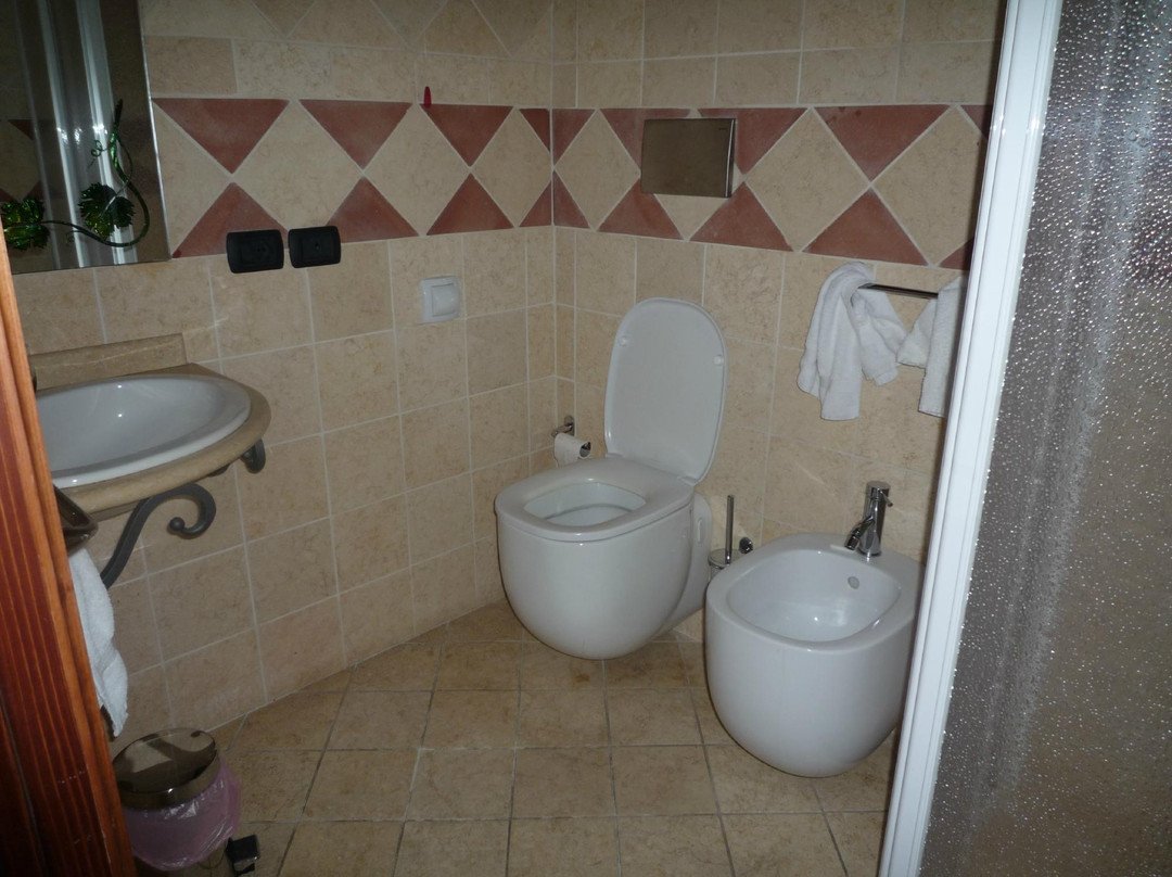 科特密隆内农庄酒店主图