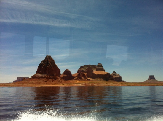 彩虹桥国家纪念地-鲍威尔湖必去景点