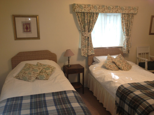 The Calcutts House主图