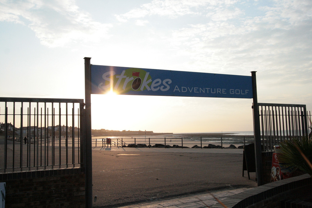 Strokes Adventure Golf景点图片