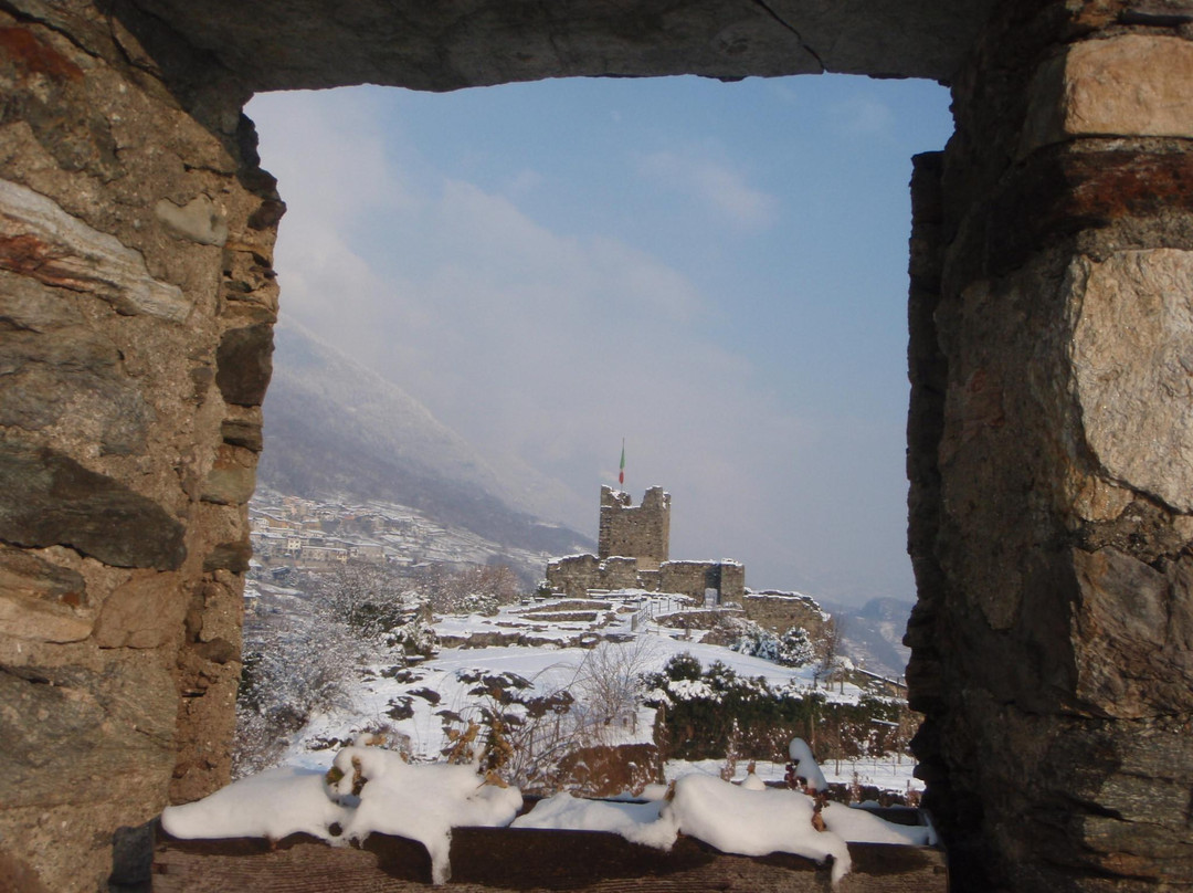 Castel Grumello-Montagna in Valtellina必去景点