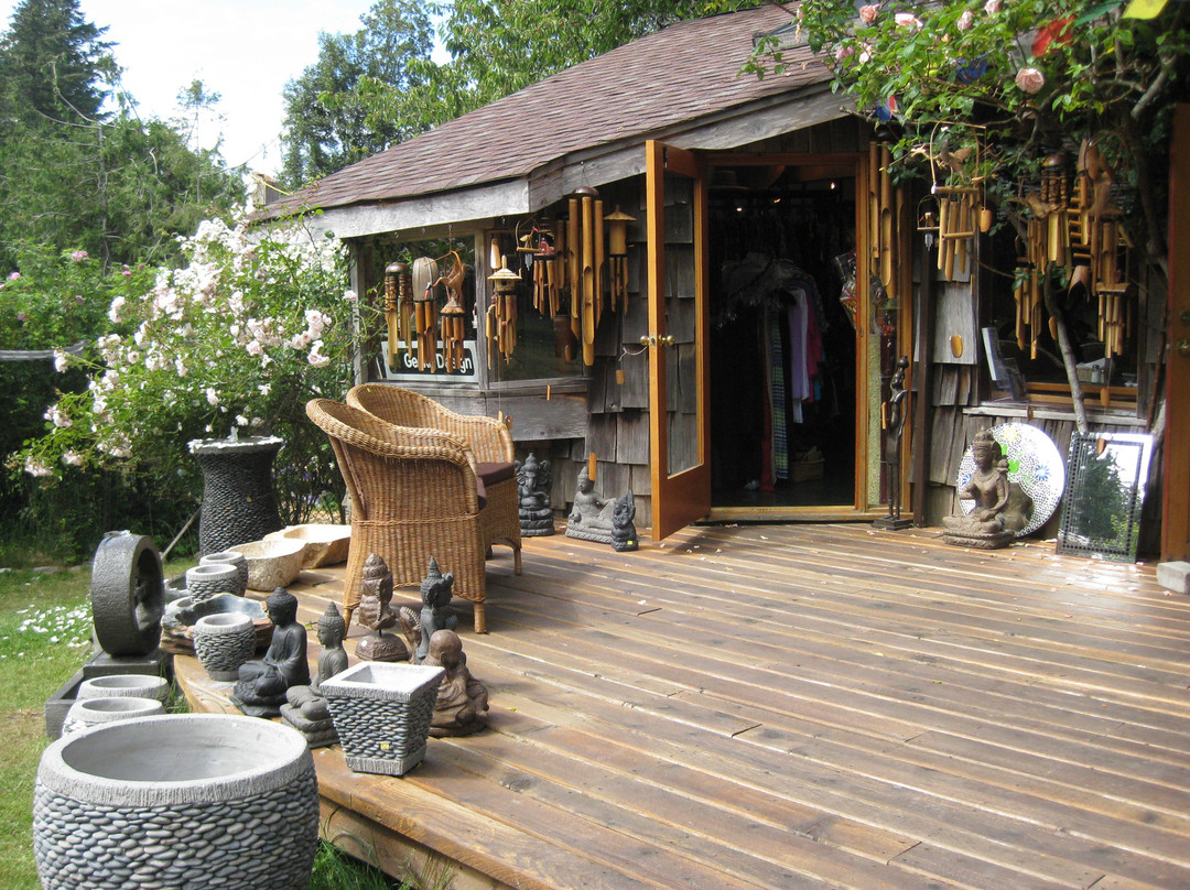 Cardboard House Bakery景点图片