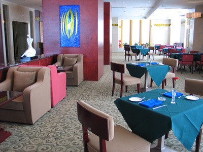 南国大酒店主图