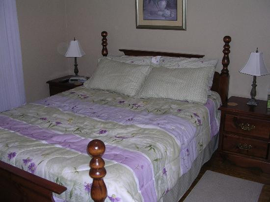 Arbour Breeze Bed & Breakfast主图