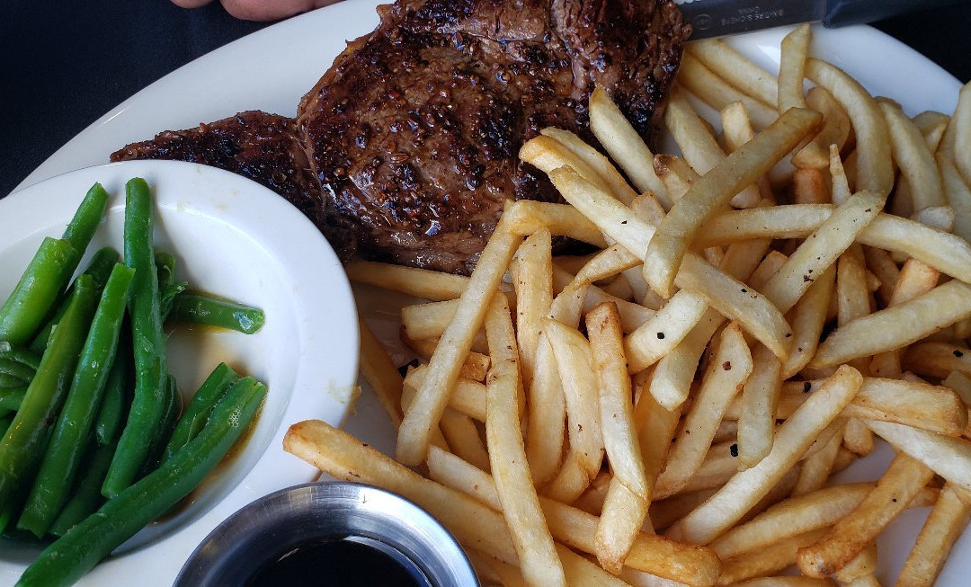 Oconto Falls餐馆和美食-Irish Greens Golf Club & Restaurant