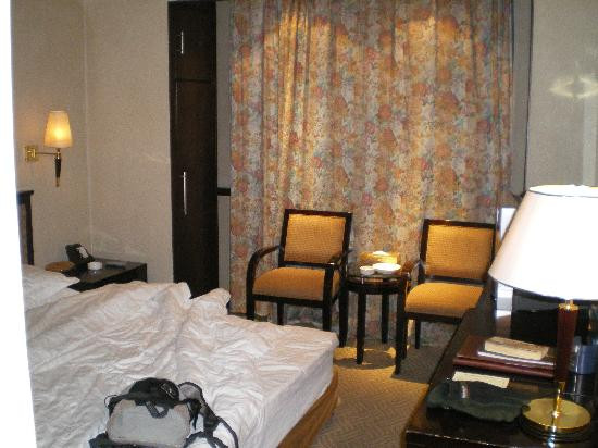 红旗大饭店主图