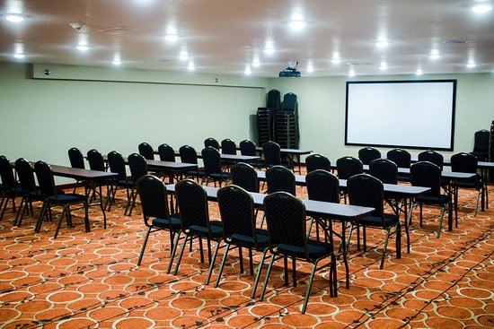 Bowman Lodge and Convention Center主图