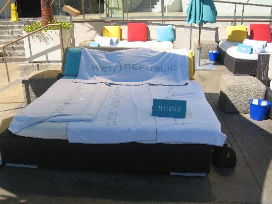 Wet Republic夜店-拉斯维加斯必去景点