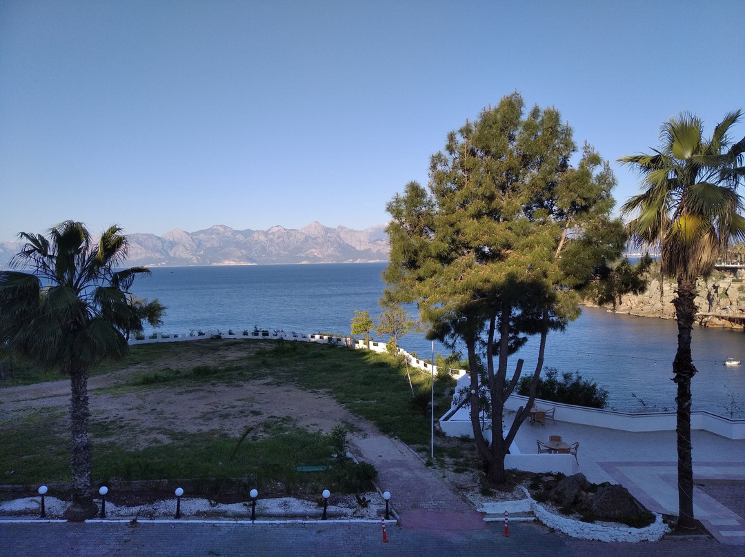 Qinn Hotel